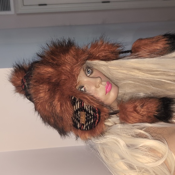 Starling Faux Fox Fur Fleece Lined Warm Winter Knit Hat NWOT Small - Picture 8 of 10